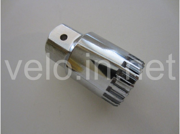 Ключ для каретки під квадрат KENLI KL-9706B