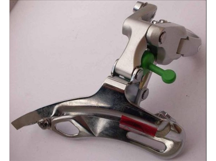 Перемикач передній Shimano FD-C700 8s нижня тяга